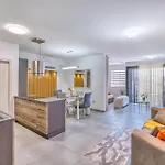 Stunning Heart Of St Julians Sleeps 4 St. Paul's Bay