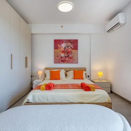 アパート Stunning Heart Of St Julians Sleeps 4