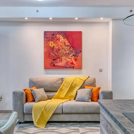 アパート Stunning Heart Of St Julians Sleeps 4