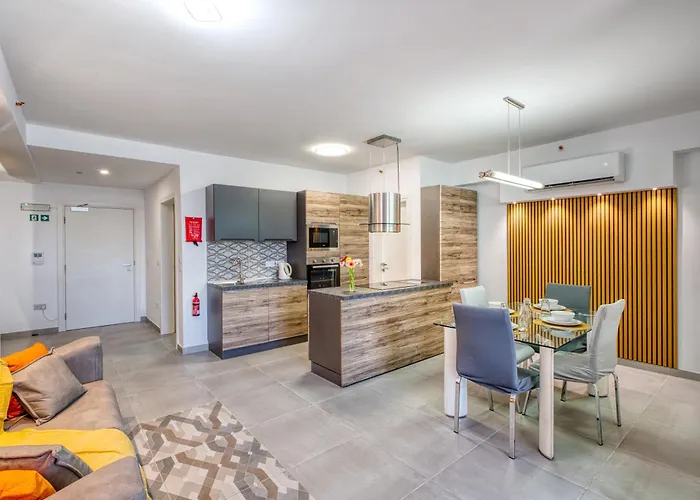 Stunning Heart Of St Julians Sleeps 4 Appartement San Pawl il-Baħar