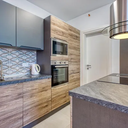 Stunning Heart Of St Julians Sleeps 4 Lejlighed San Pawl il-Baħar